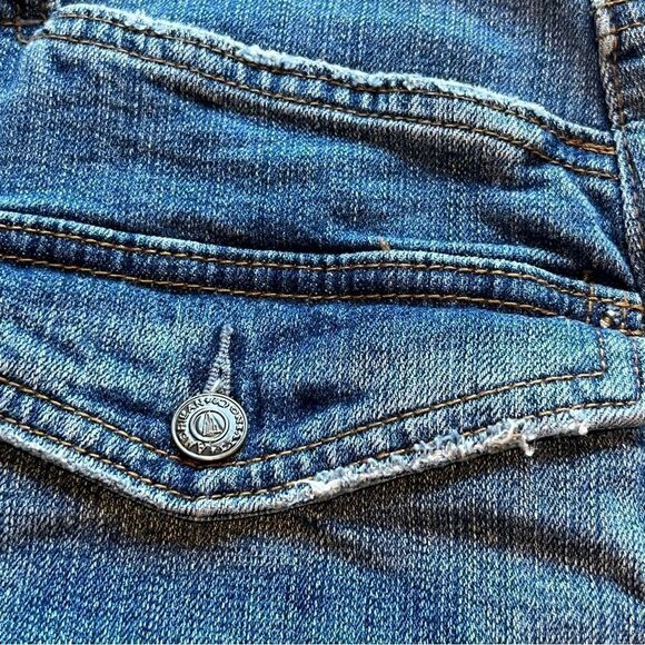 American Living Faded Blue Denim Skirt Size 14 - Picture 7 of 8